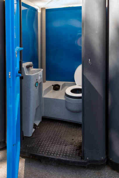 Best Porta potty for special events  in Louise, TX