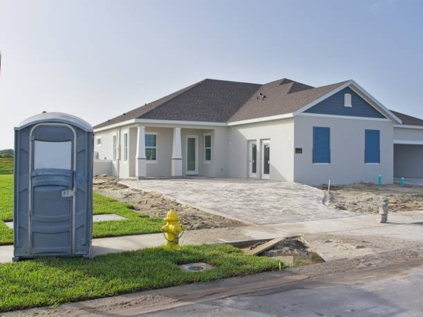 Best Construction site porta potty rental  in Louise, TX